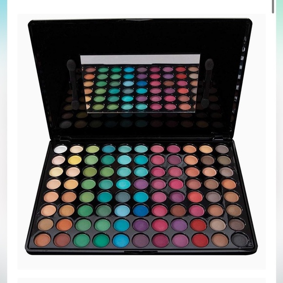 Bebeautiful Eyeshadow 88 Shades Palette, Matte - Picture 4 of 4